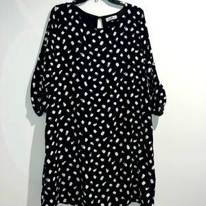 Perfectly Priscilla black white dress. Size 1X.